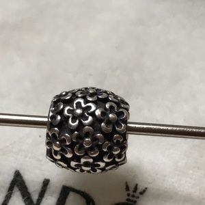 Pandora Flowers Charm